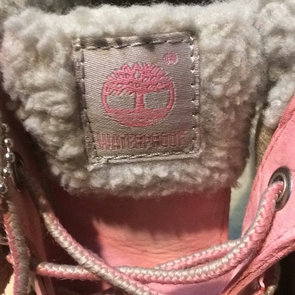 Pink Timberlands - Picture 4 of 8